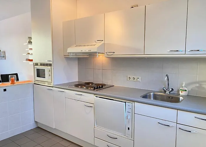 Badhotel 341 4* 칼란트소그